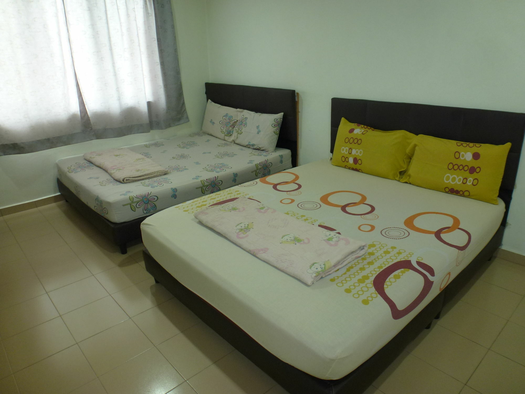 Kampong Sungai Putat Batu Berendam Inn מראה חיצוני תמונה